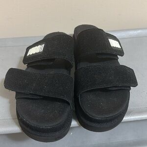 Ugg platform sandals size 9